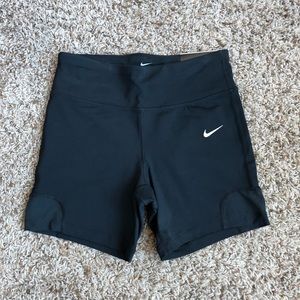 NWT Nike Epic Luxe Tight Fit Shorts